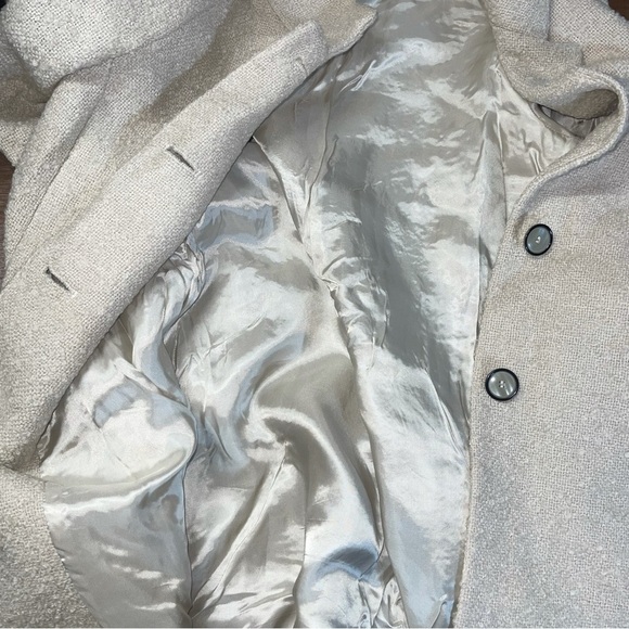 Zara cream tweed coat with bell sleeve Small - Picture 6 of 7